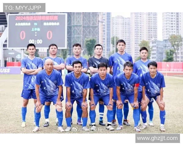 足球明星们在赛场上展现风采的运动鞋时尚瞬间合集