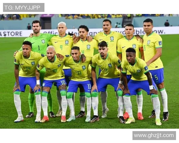 全球知名足球明星球员盘点及其代表球队与成就分析